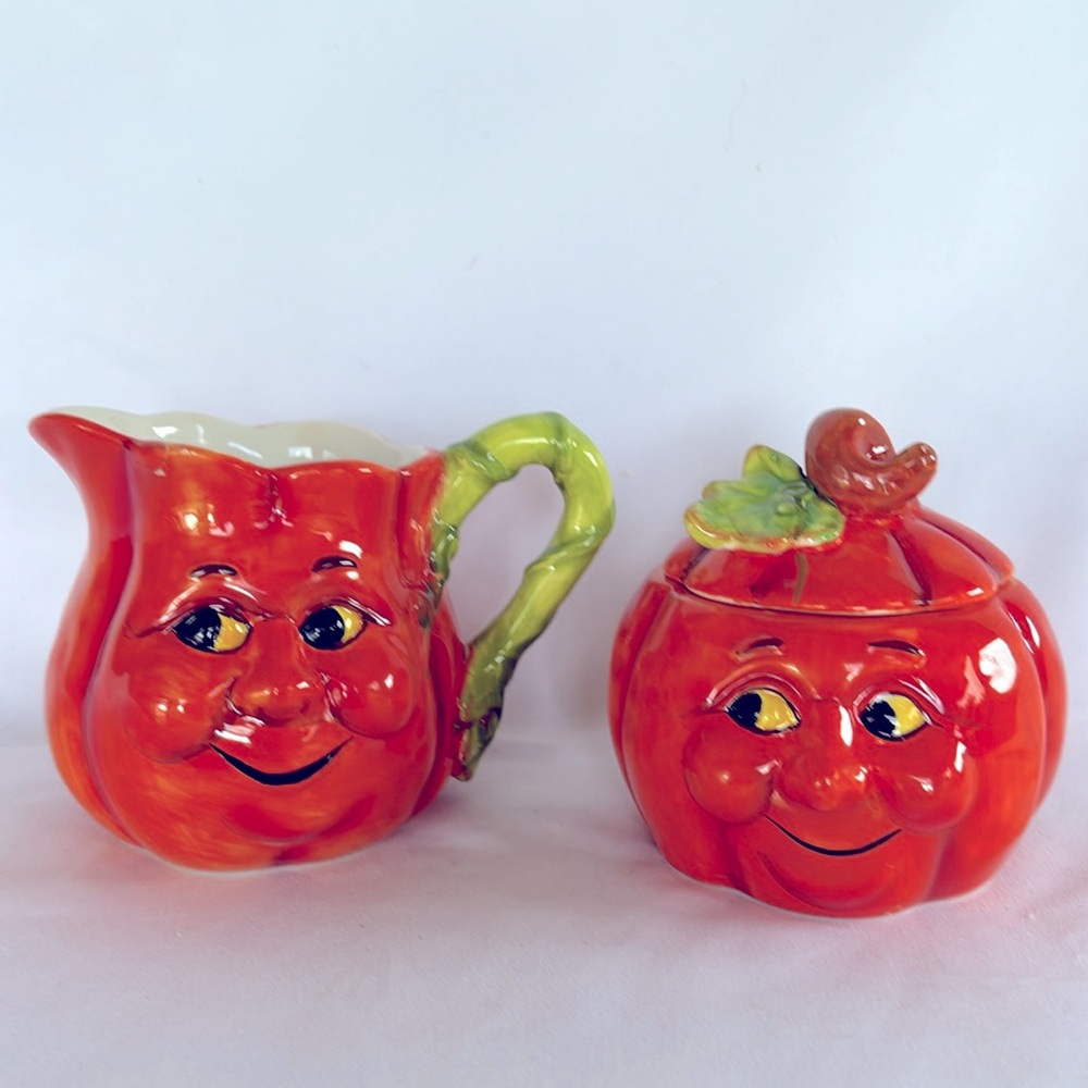 Slightly Used Adorable Ceramic Pumpkin Sugar & Creamer Set Halloween Decoration